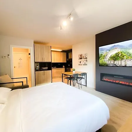 Espectacular Con Vistas En - 10min Caminando Al Centro - Parking Gratis L By Bonesvacances Apartment *
